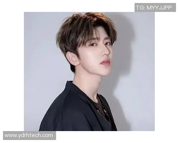 足球明星发型与发卡的完美结合展现个性魅力与时尚风格